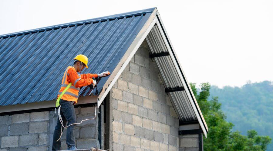 Professional gutter cleaning in Groton, VT